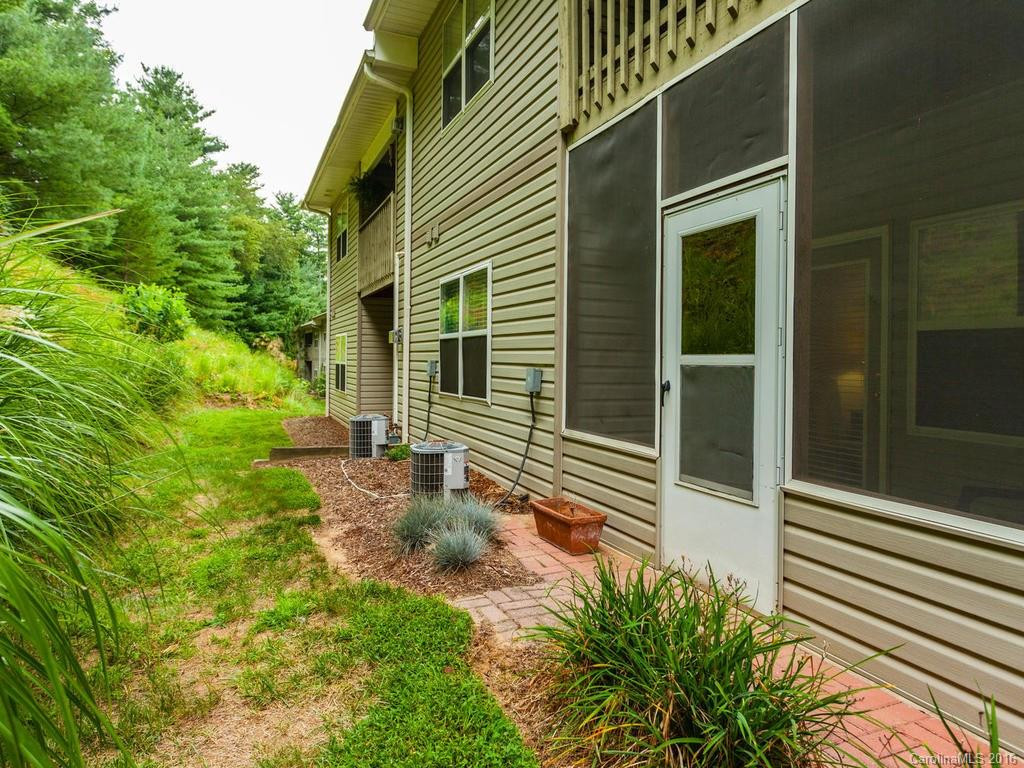 402 Carlyle Way #402/D - Photo 3