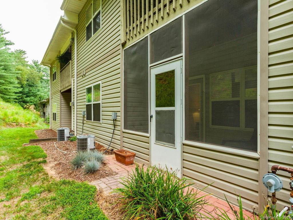 402 Carlyle Way #402/D - Photo 24