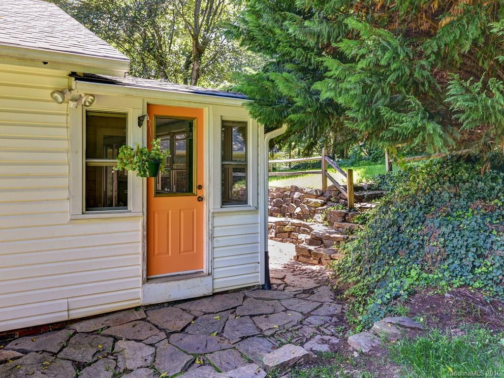 38 Eastview Avenue - Photo 16