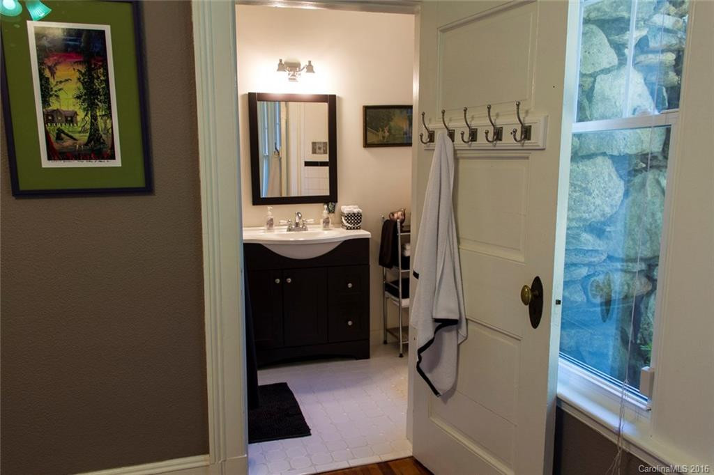 25 Mineral Springs Road - Photo 16