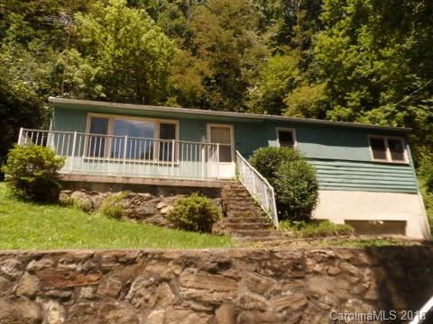 558 Miami Drive - Photo 3
