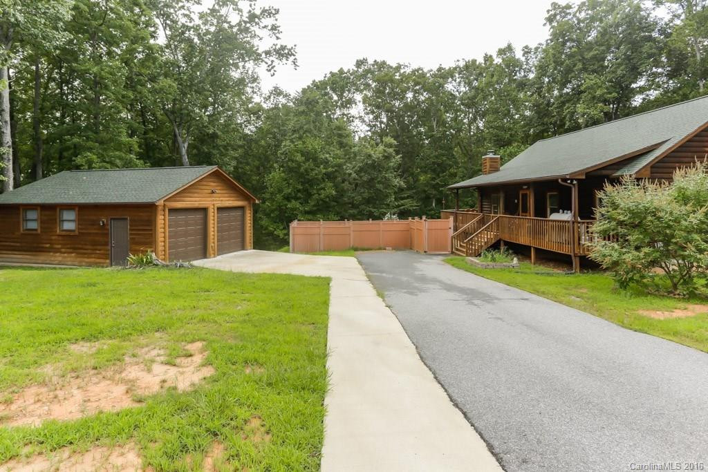 131 Overstone Drive - Photo 2