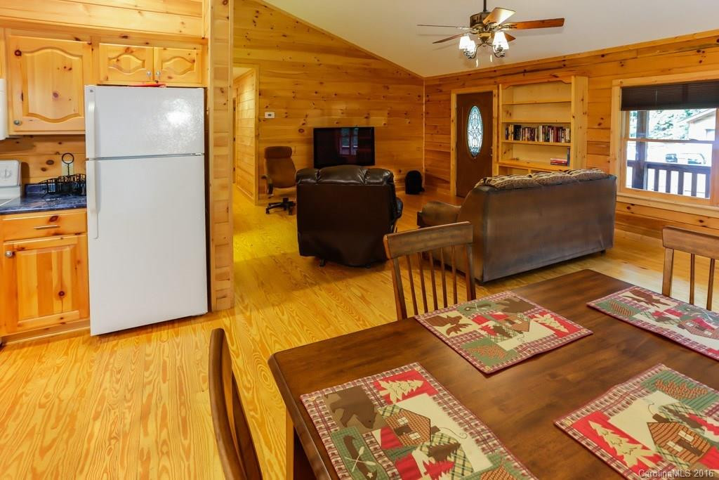 131 Overstone Drive - Photo 14
