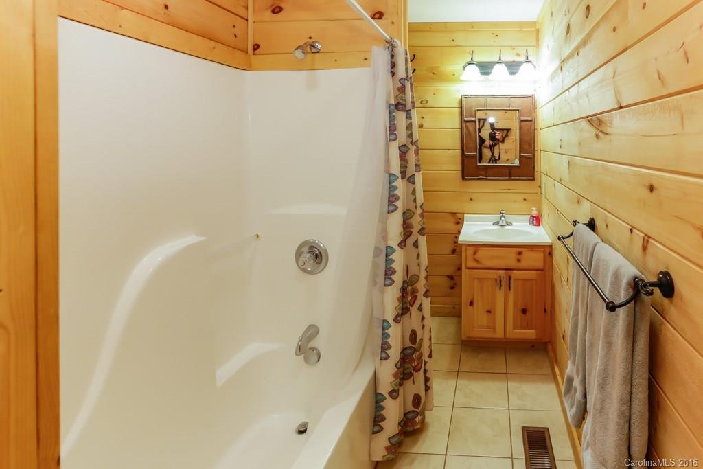 131 Overstone Drive - Photo 17