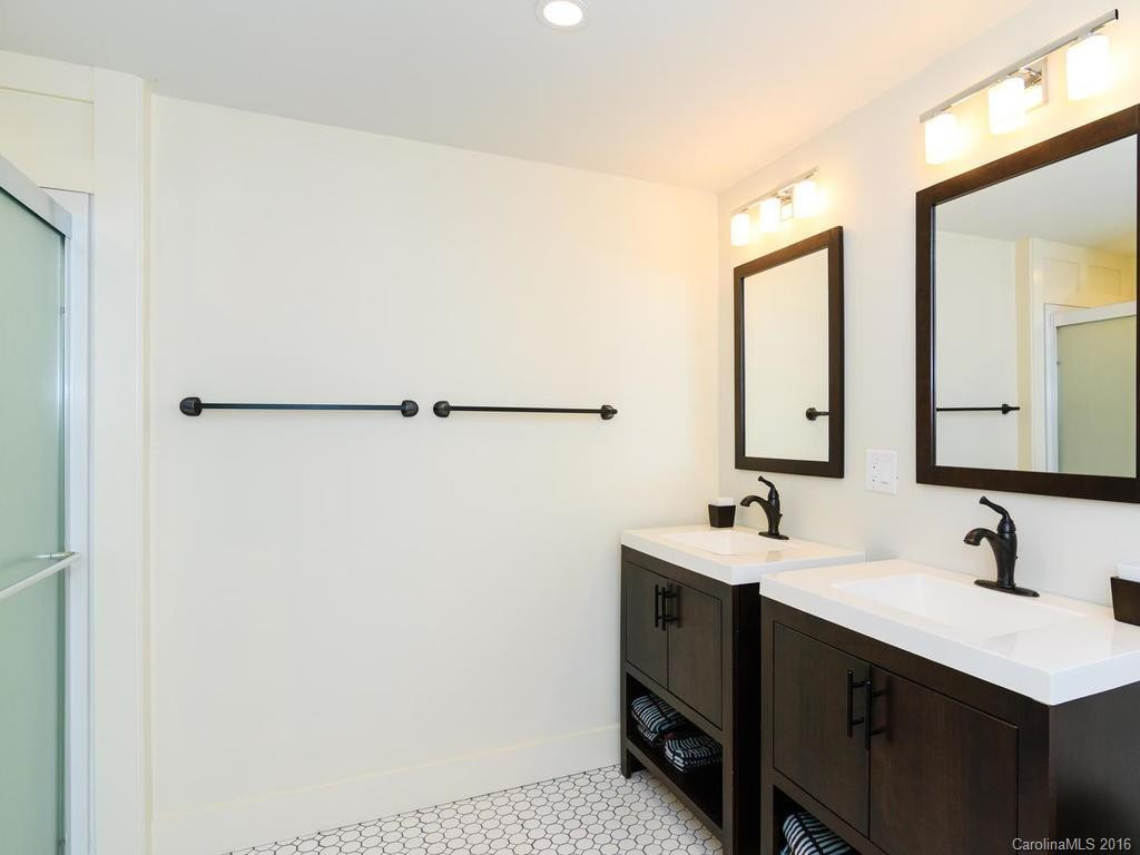 39 Indian Trail Road - Photo 12