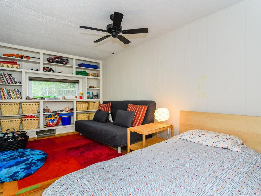 39 Indian Trail Road - Photo 13