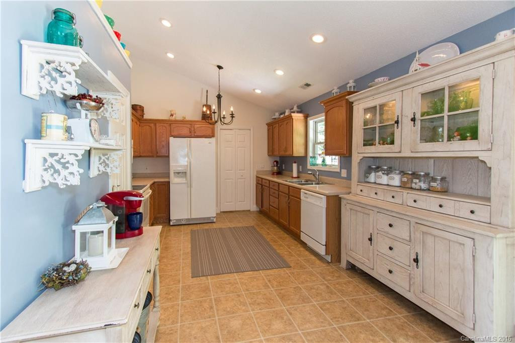 52 Sugar Hill Drive #10 - Photo 9