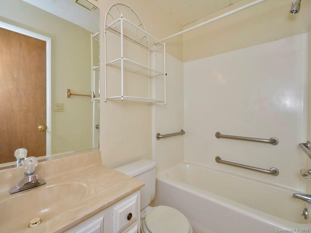 432 Courtland Boulevard - Photo 6