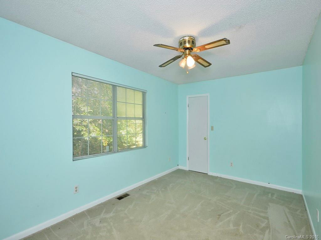 432 Courtland Boulevard - Photo 9