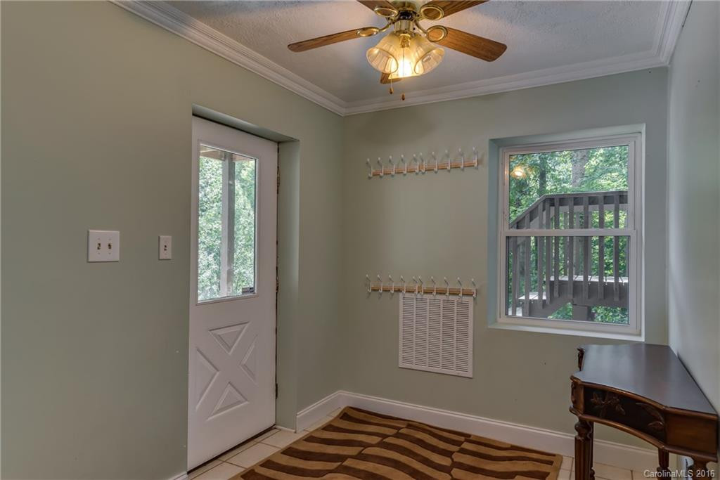 4 Scenic View Drive - Photo 2