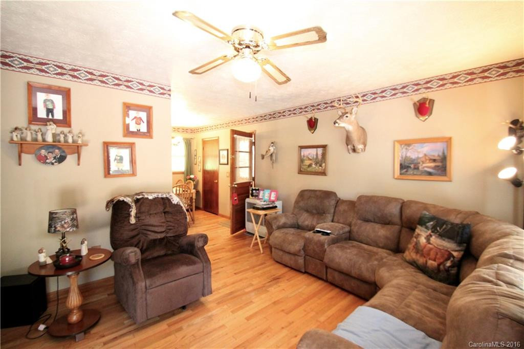 181 Davis Cove Road #18 - Photo 2