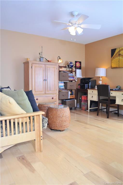 849 West Pointe Drive #38 - Photo 17