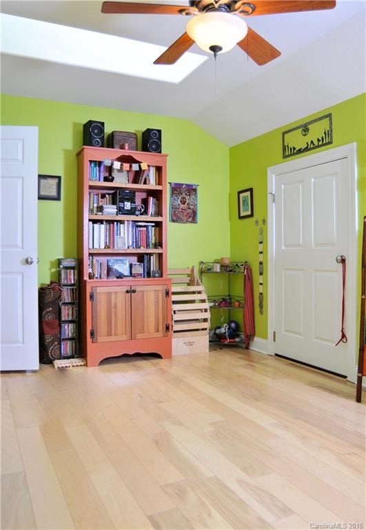 849 West Pointe Drive #38 - Photo 21