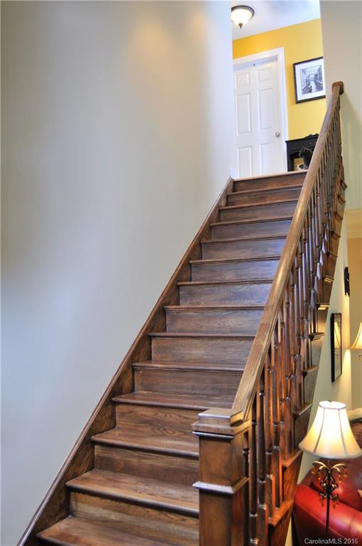 849 West Pointe Drive #38 - Photo 4