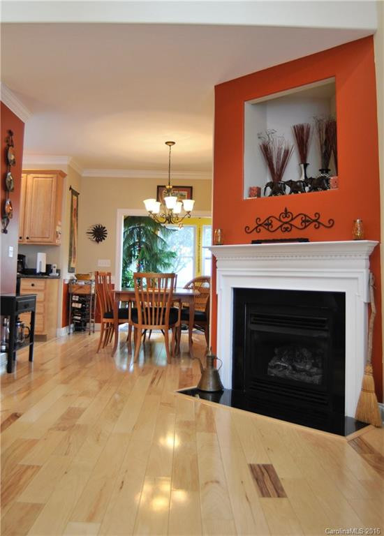 849 West Pointe Drive #38 - Photo 5