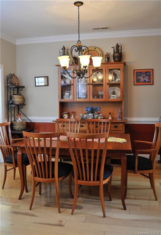 849 West Pointe Drive #38 - Photo 6