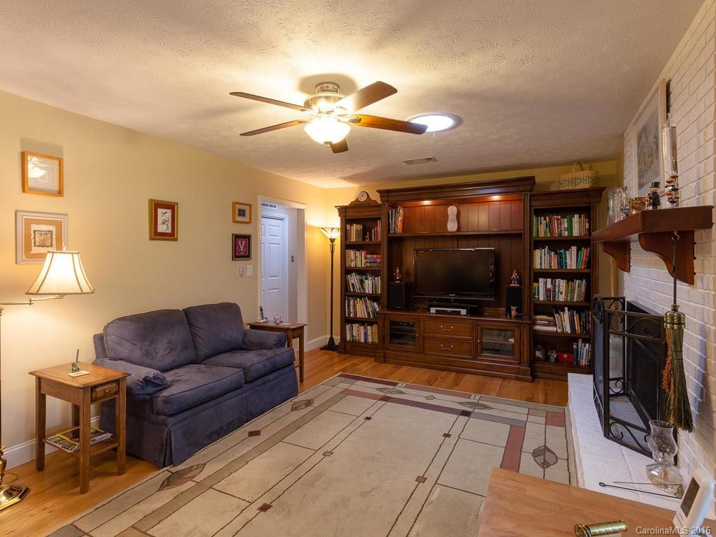 5 Braddock Way - Photo 4