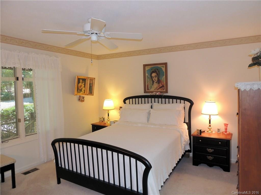 200 Fernwood Drive #6 - Photo 12