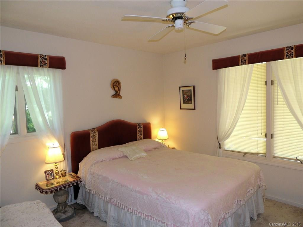 200 Fernwood Drive #6 - Photo 14