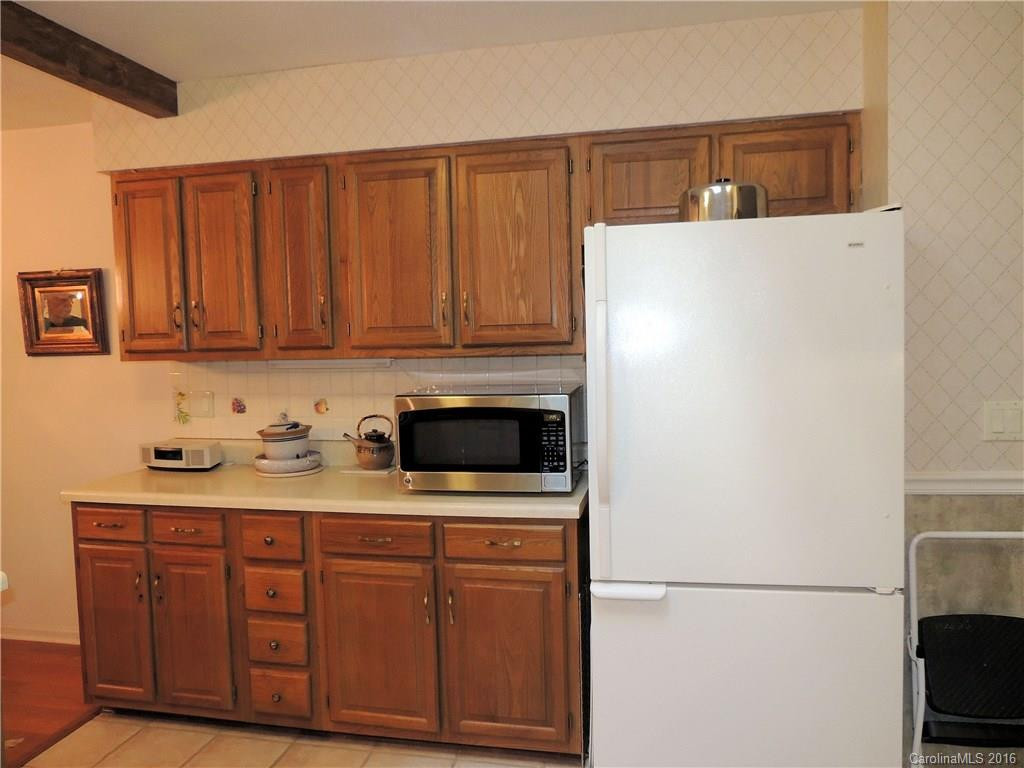 200 Fernwood Drive #6 - Photo 9