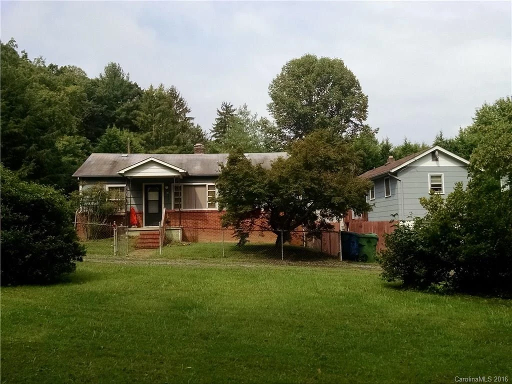 11 Overlook Circle