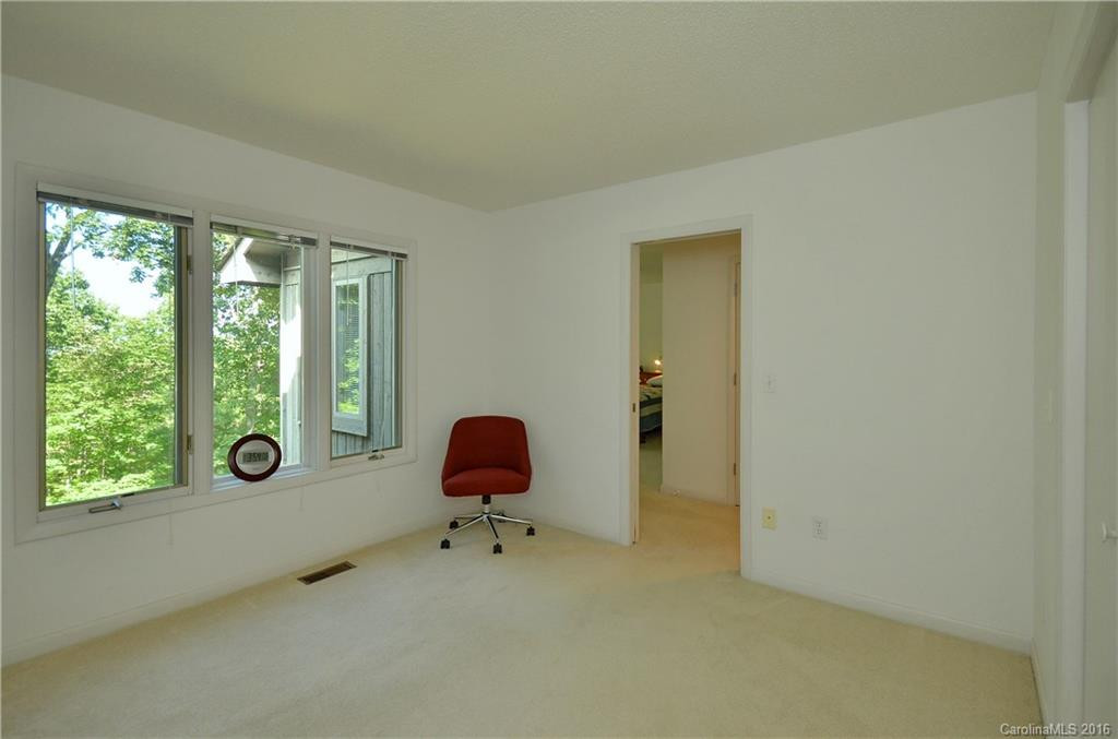 258 Dalhousie Court #45R - Photo 14