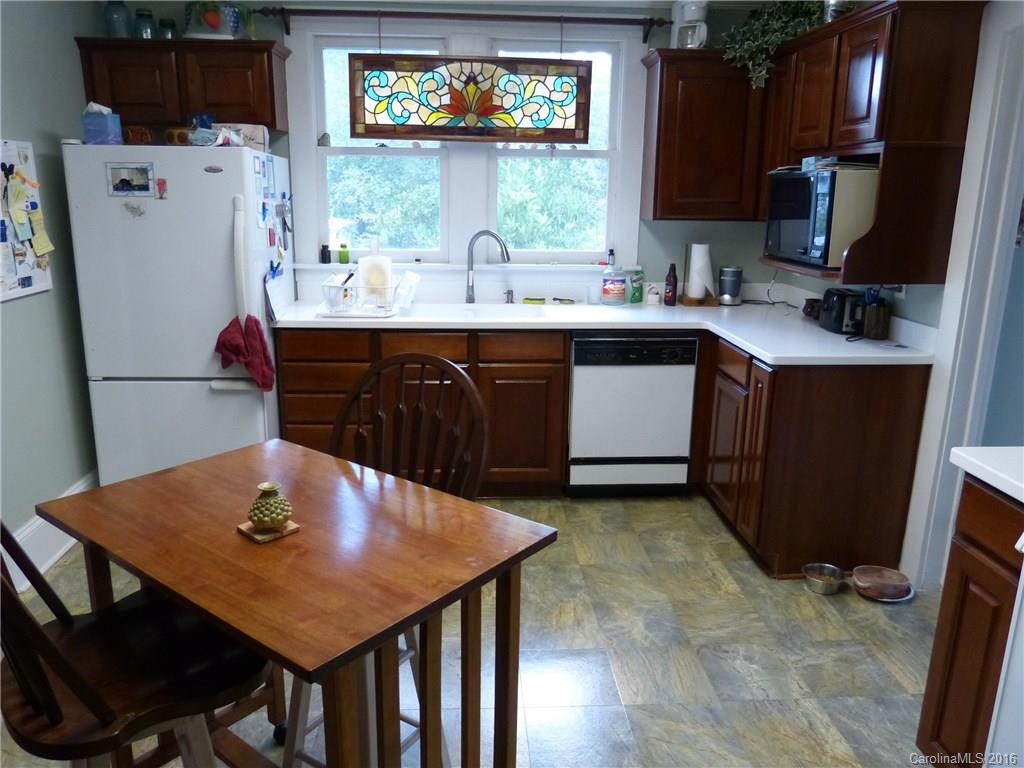 489 Main Street - Photo 2