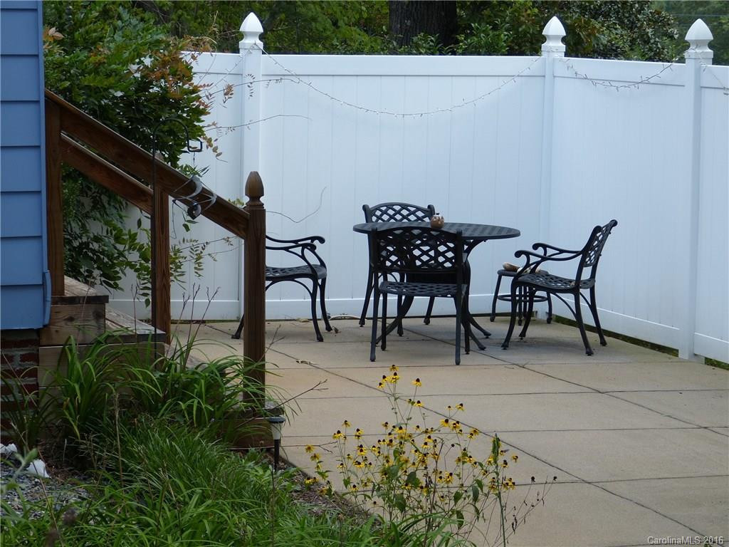 489 Main Street - Photo 14