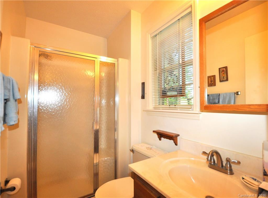 309 Rosewood Lane - Photo 8
