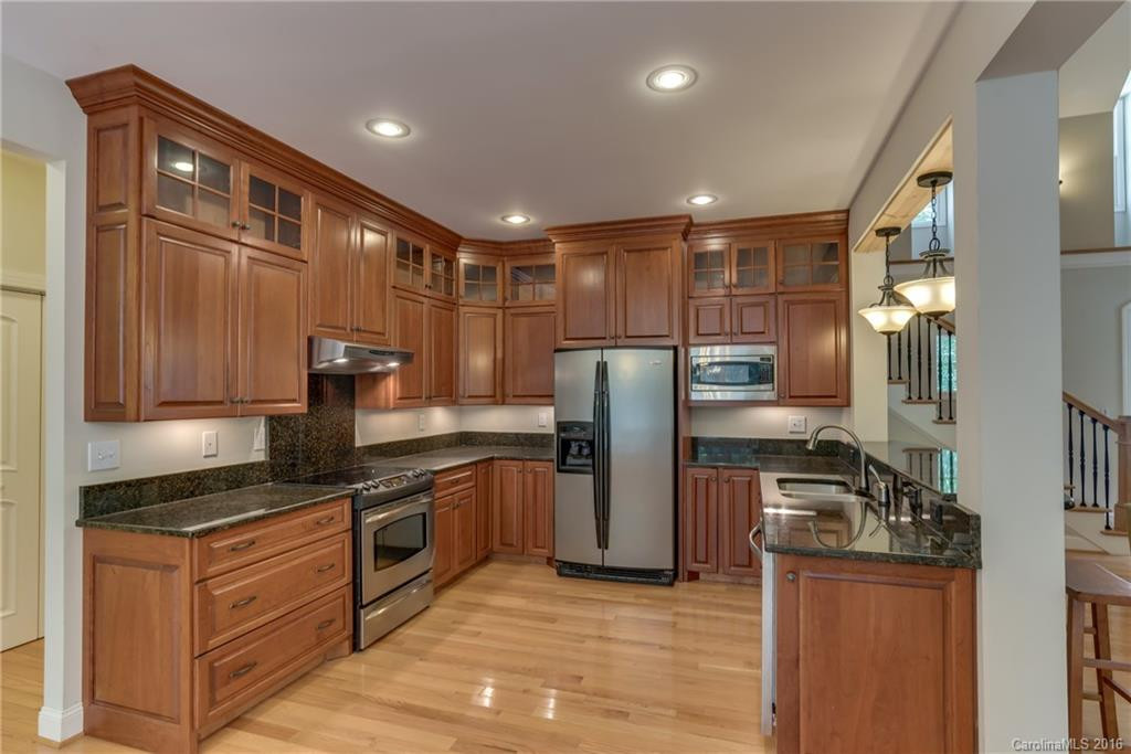 640 Shepherds Creek Circle - Photo 11