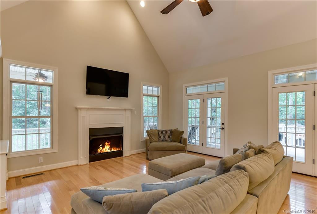 640 Shepherds Creek Circle - Photo 7