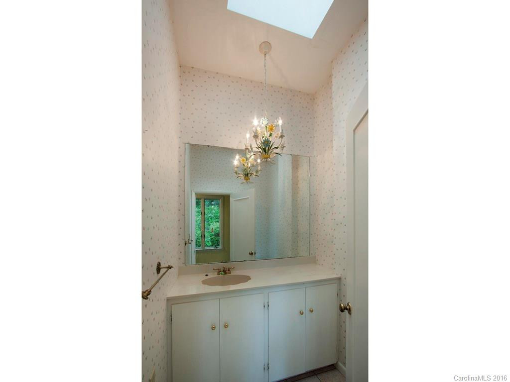 105 Stuyvesant Road - Photo 10
