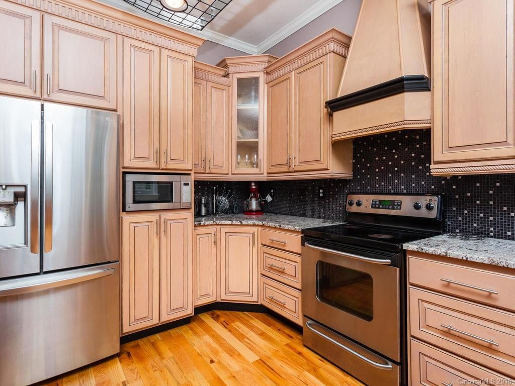 203 Foxwood Drive #17 - Photo 12