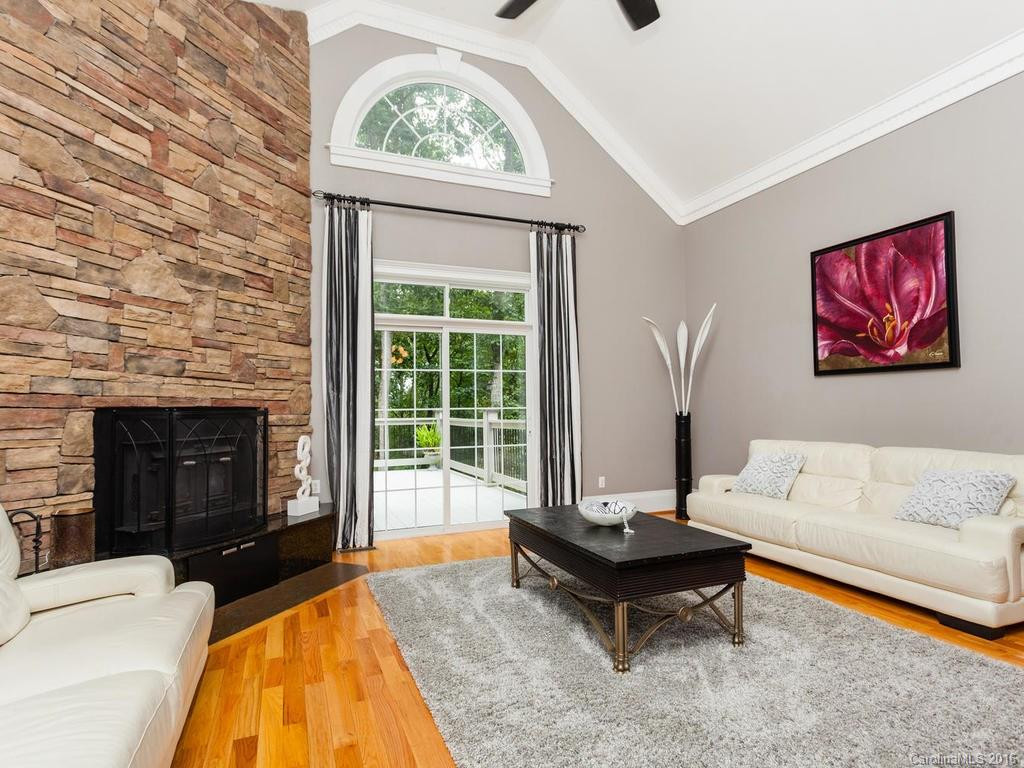 203 Foxwood Drive #17 - Photo 5
