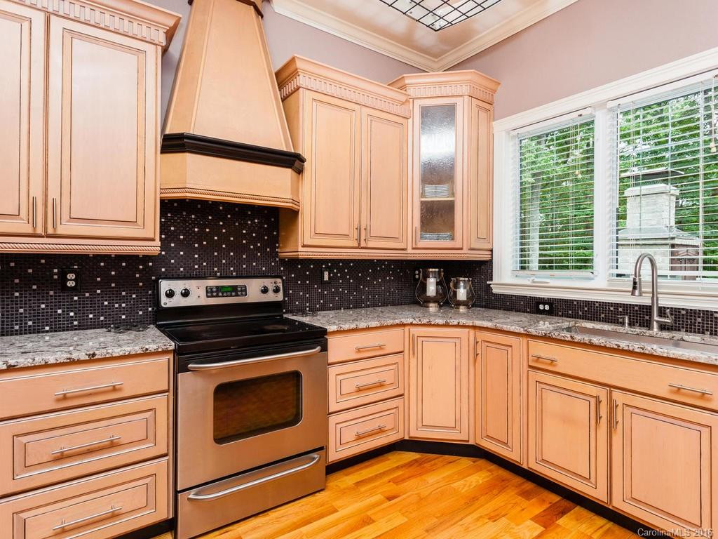 203 Foxwood Drive #17 - Photo 10