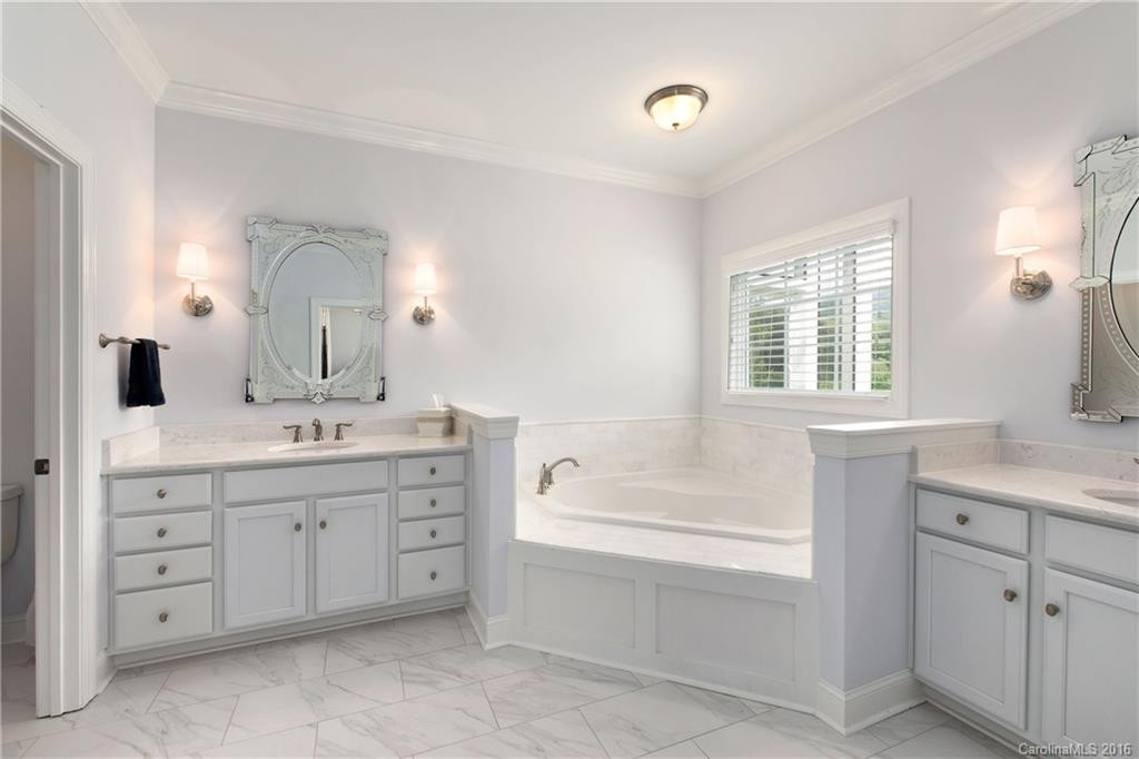 36 Sovereign Lane - Photo 13