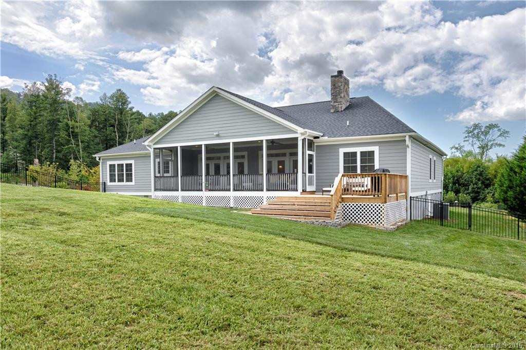 36 Sovereign Lane - Photo 3