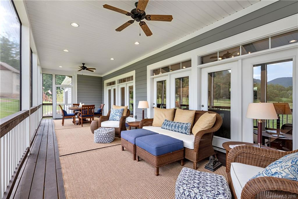 36 Sovereign Lane - Photo 4