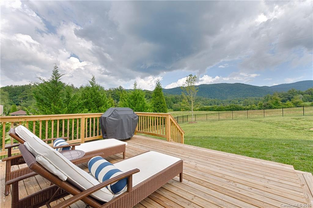 36 Sovereign Lane - Photo 5