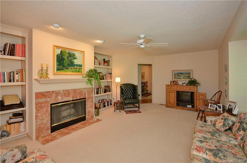 167 Overlook Drive #167 overlook drive - Photo 3