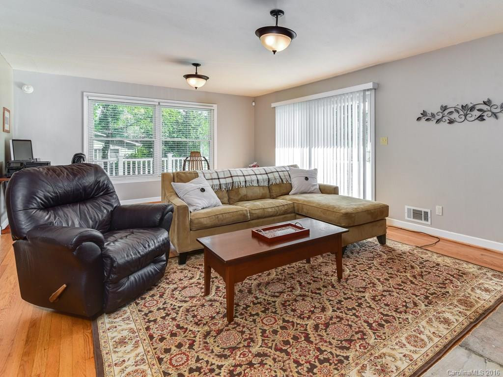 14 Pressley Road - Photo 5