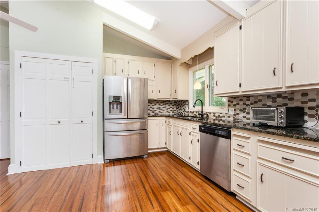 22 Fairway Drive - Photo 7