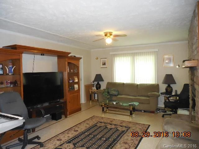 27 Fieldtop Lane - Photo 12