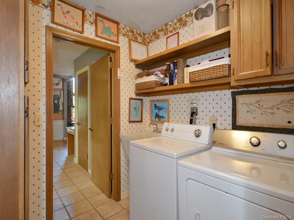 930 Indian Hill Road - Photo 13