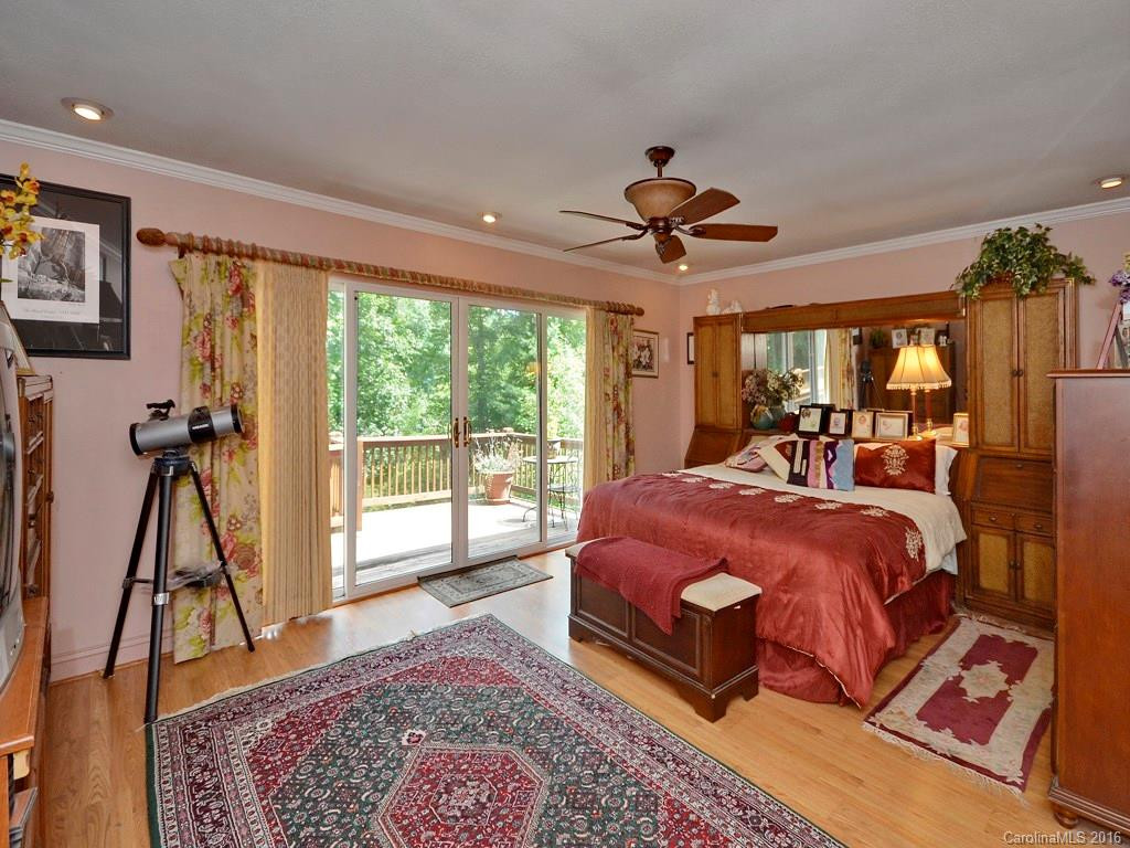 930 Indian Hill Road - Photo 14