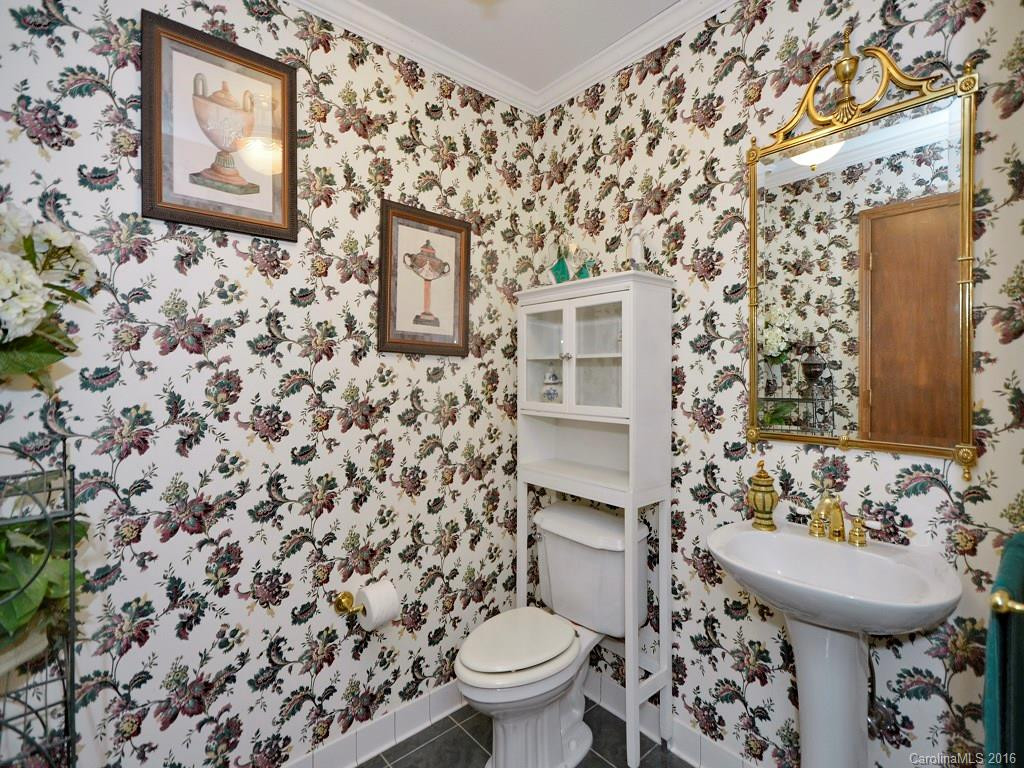 930 Indian Hill Road - Photo 17