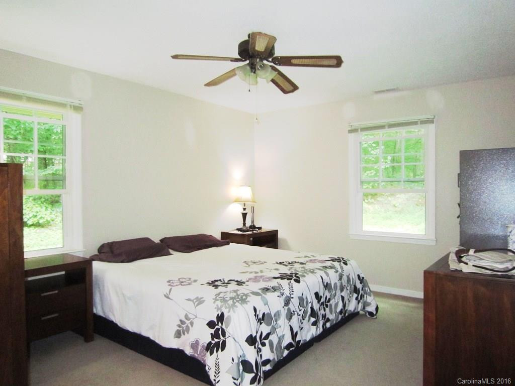26 Glen Cove Road - Photo 11