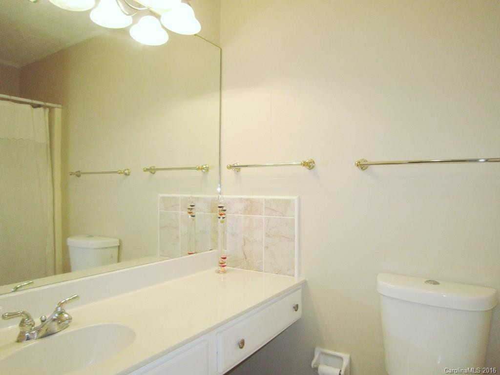 26 Glen Cove Road - Photo 15