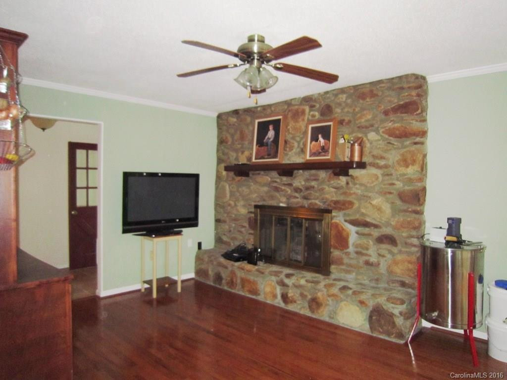 26 Glen Cove Road - Photo 10
