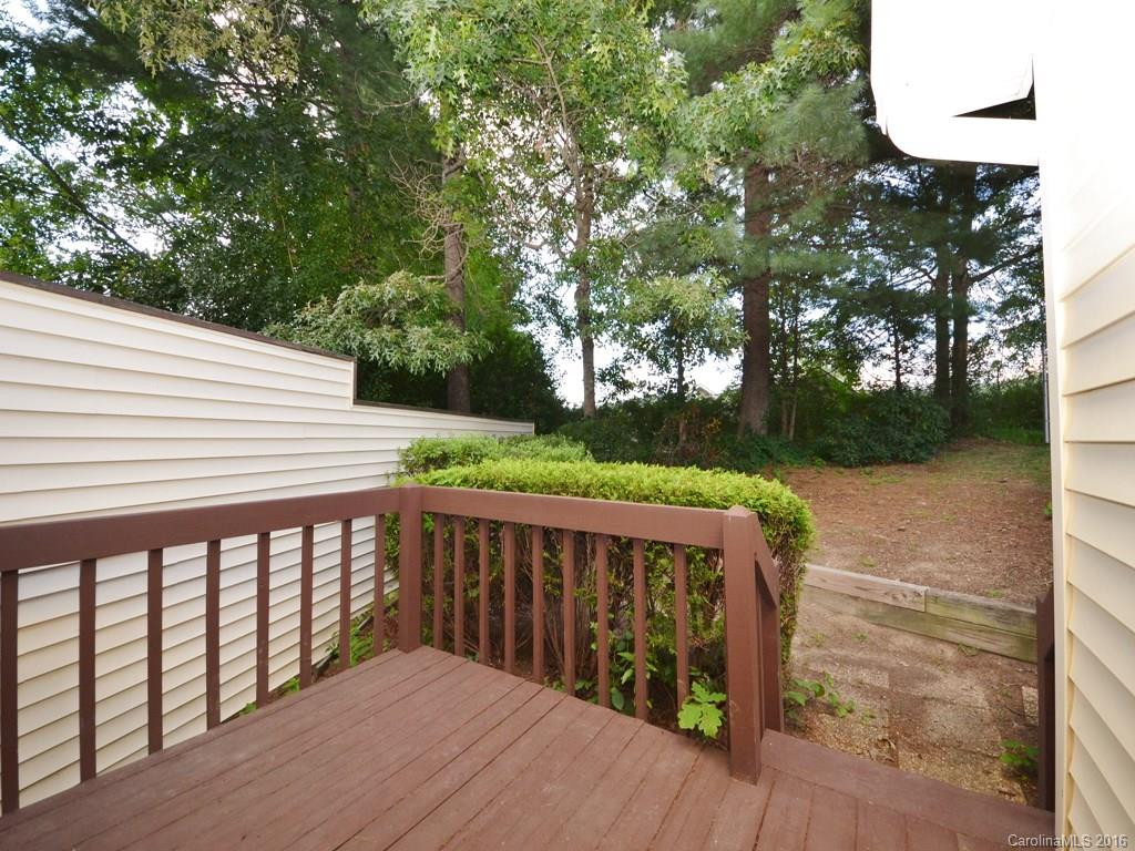 142 Exeter Court ## - Photo 13